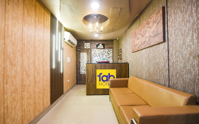 Fabhotel The Grand Palace