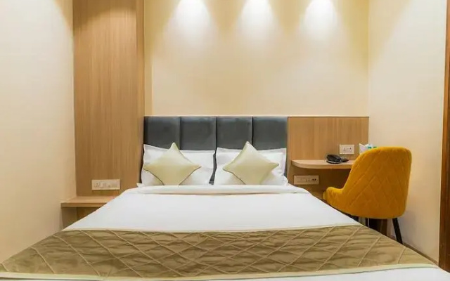 Green Garden Cafe & Hotel