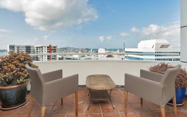 QV Quiet & sunny 2 Bedroom Apartment - 625