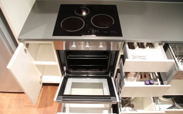 The Ridge Hotel & Apartments