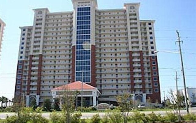 San Carlos Condominiums