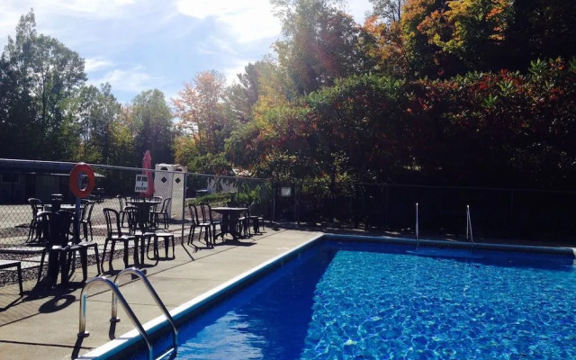 Lakeview Motel