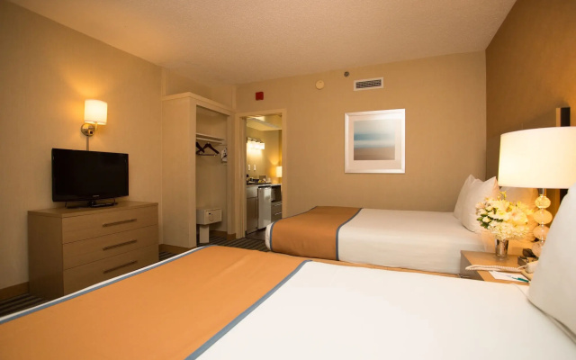 Atlantic Sands Hotel & Conference Center
