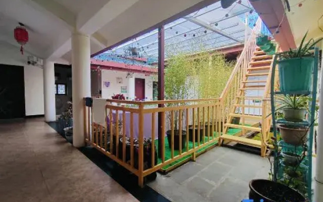 Lijiang Sugar Master Inn