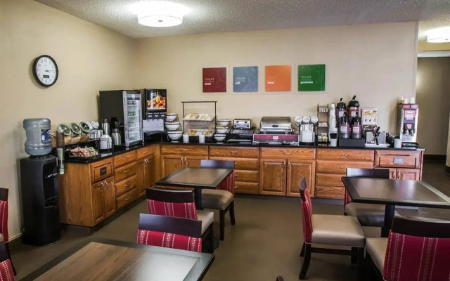 Comfort Inn Morris I-80