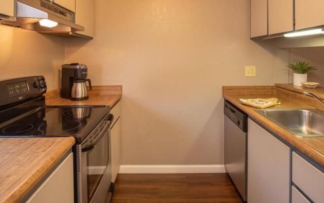 Thunderbird Resort Club