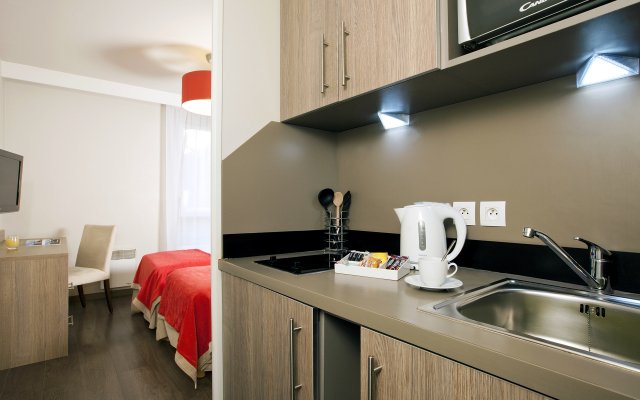 Residhome Paris-Guyancourt