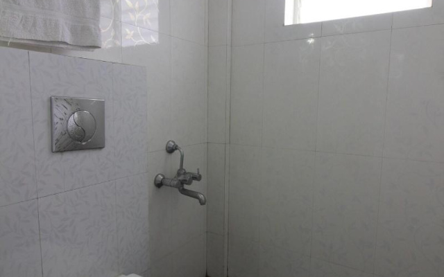 Hotel White Parrot