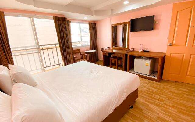 A.A. Pattaya Golden Beach Hotel