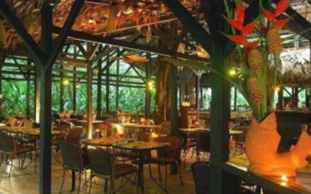 Almonds and Corals Boutique Hotel