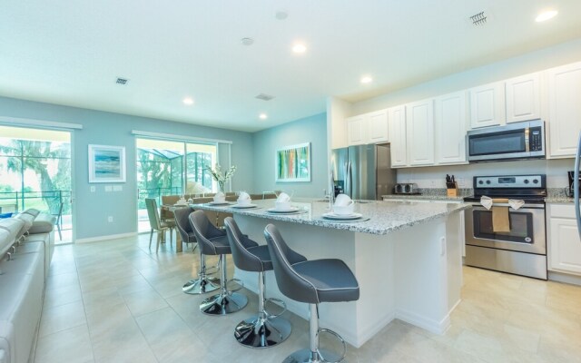 Solterra - 6116 Broad Oak Drive