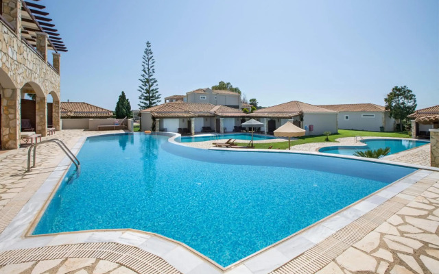 Olympia Golden Beach & Spa