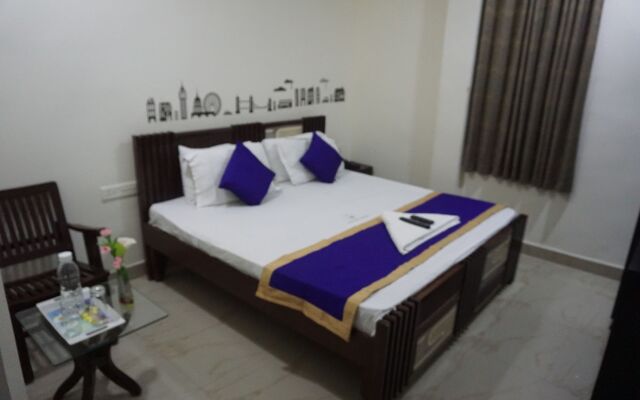 Madhura Inn