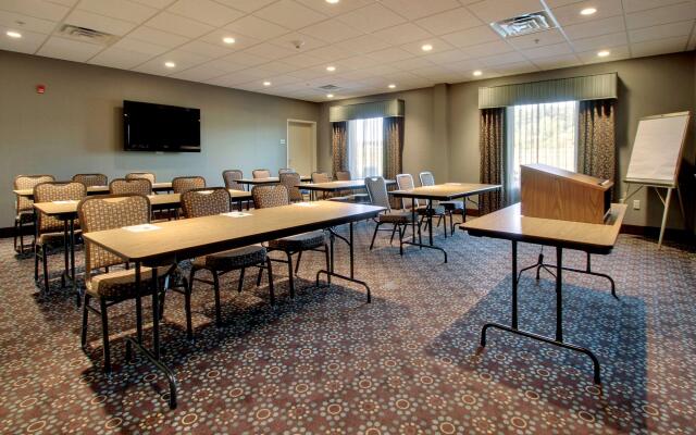 Hampton Inn & Suites Grafton