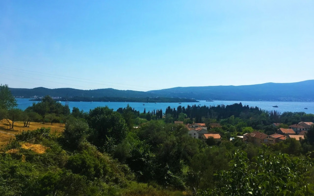 Milmaris Apartments
