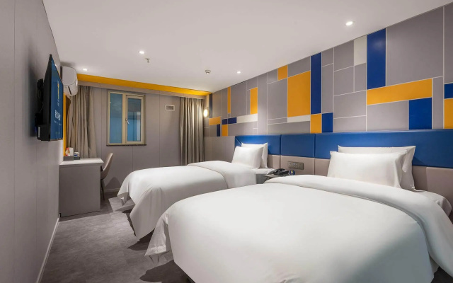 7 Days Premium Guangzhou Shahe Branch