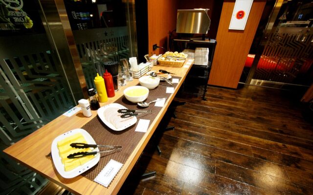 HOTEL LiVEMAX Kanazawa Ekimae