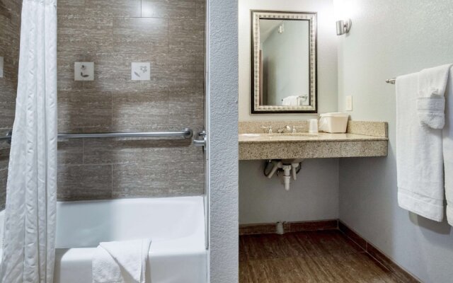 Comfort Suites Mineral Wells