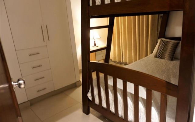 Casa Pillqu APARTAMENTOS PRIVADOS - 10min del Aeropuerto Lima PE