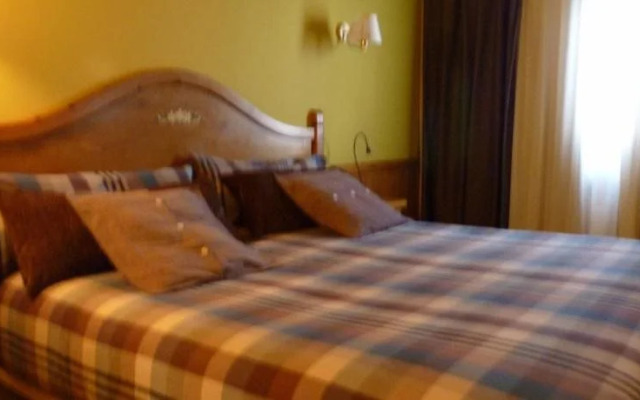 Petit Hotel