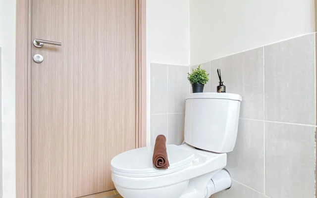 Modern Style 2Br Apartment At Meikarta