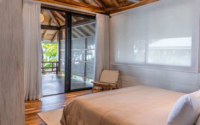 Blue Mist Hotel & Beach Club