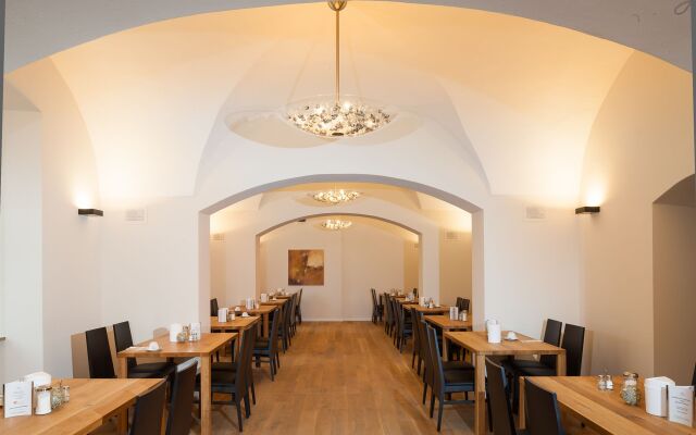 Kloster Holzen Hotel