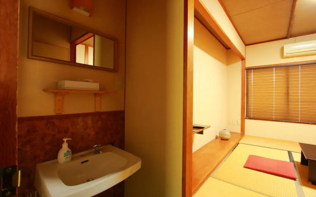 Family Ryokan Kawakyu with Showa Retro, Private Hot Spring