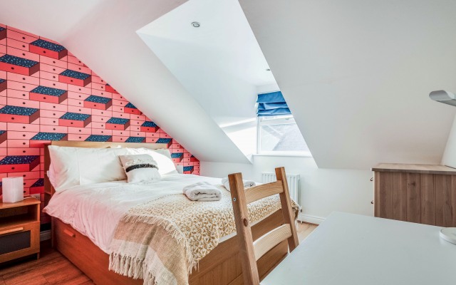The St Clements Townhouse 3 Bedroom Bijou central