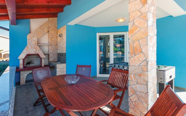 Stunning Home in Vodnjan With Wifi and 6 Bedrooms