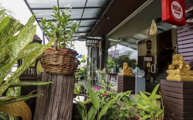 Nida Rooms Lavendar Moon Old Phuket