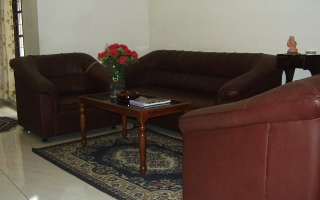Chamenka Guest House