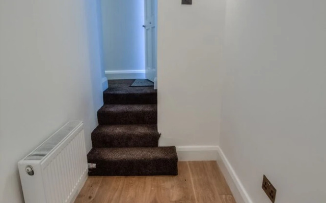 Eson2 - The York Street Nest