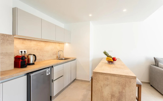 Athens Grec Suites - Dafni Majestic Gem, Dafni-Ymittos