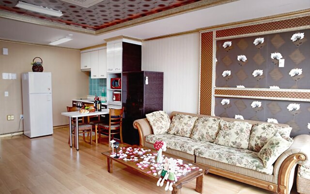 Yeosublank Pension