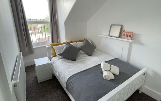 First Rate Apartment