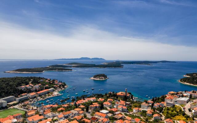 Loft Hvar in Hvar with 3 bedrooms and 1 bathrooms