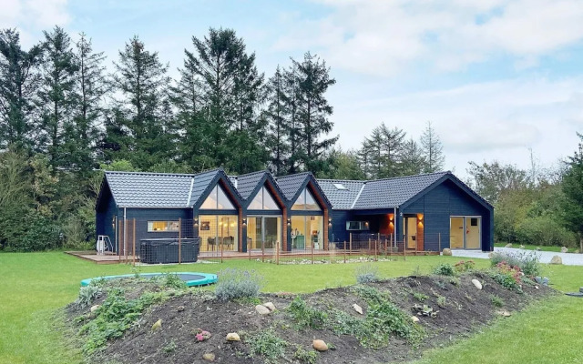 12 Person Holiday Home in Ansager-by Traum