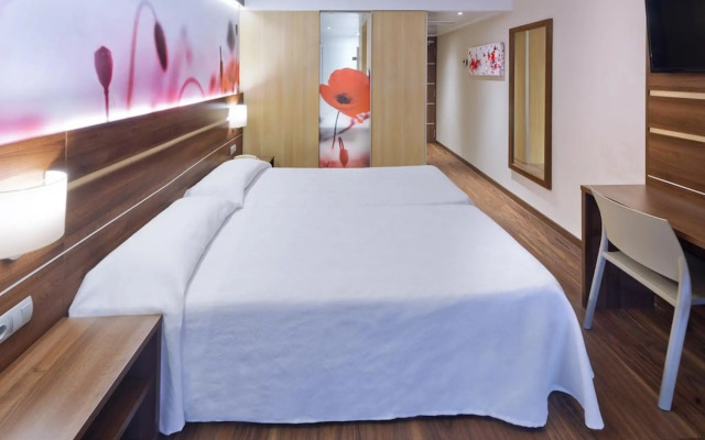 KAKTUS Hotel Volga