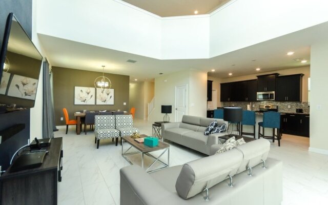 Amazing House! - Champions Gate - 1568TL