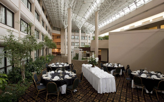 DoubleTree by Hilton Hotel Austin Northwest Arboretum