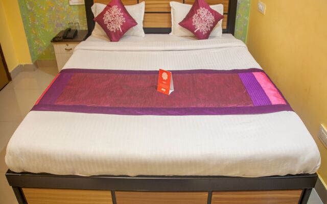 OYO 10673 Time Palace Residency