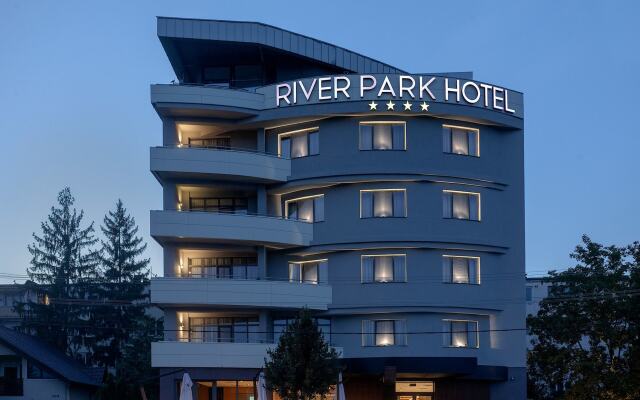 Hotel River Park