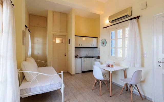 Modern Seaview Nest With Pool Panoramic Views