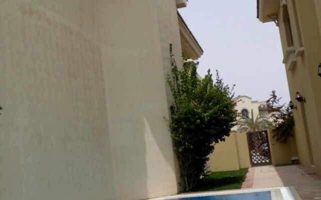 Dream Inn Dubai - Signature Villa