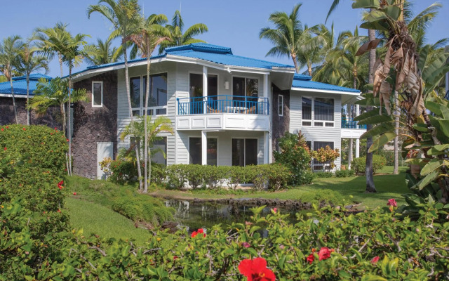 Holua Resort