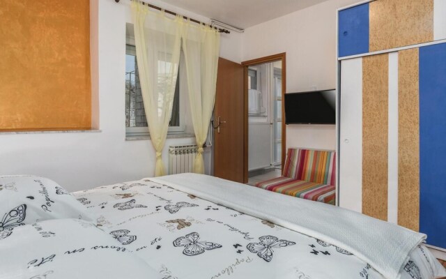 Nice Home in Umag With Wifi and 1 Bedrooms