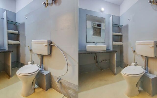 Treebo Trend Silver Stallion