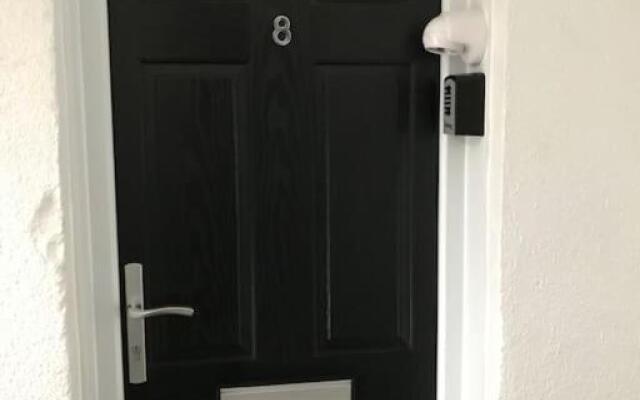 Modern 2 Bed Apartment