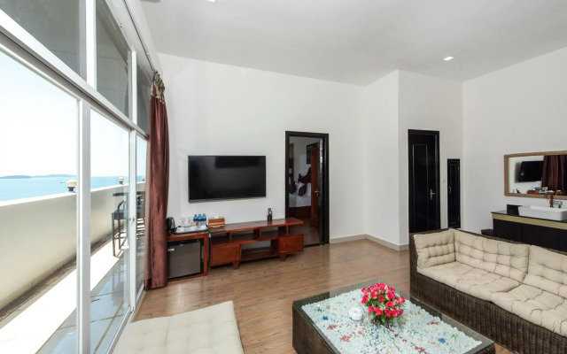 Aristocrat Residence & Hotel